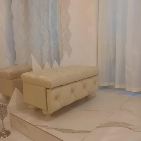 Apartment Boho Chic Free Parking Upon Request *